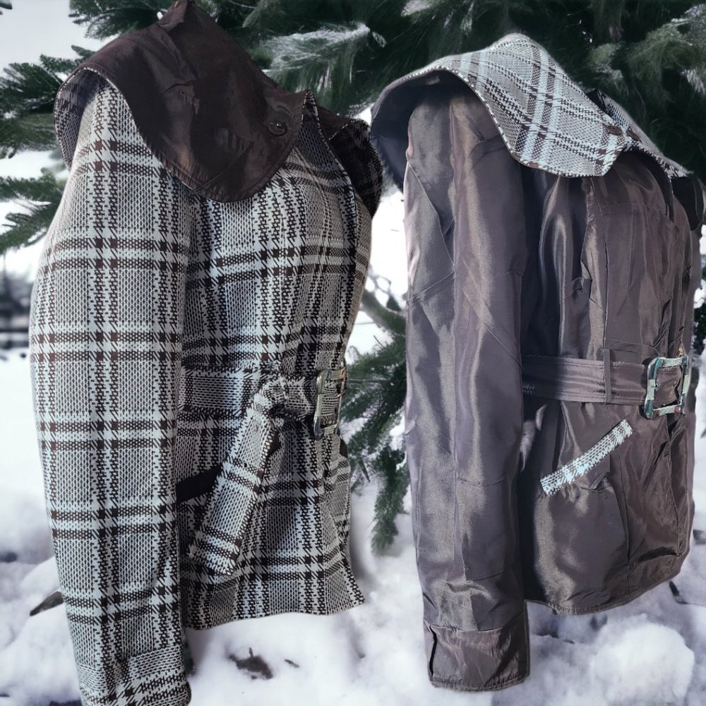 2 Way Reversible Jacket. Size Large - image 5